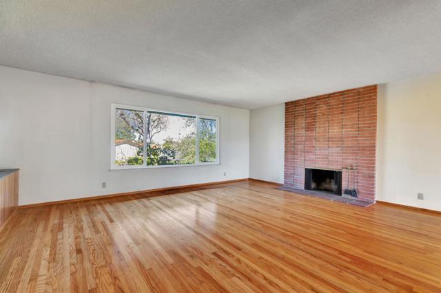 1006 W Knickerbocker Drive, Sunnyvale CA: https://media.crmls.org/mediaz/02b12eac-0a5b-48f0-b313-10edb0999dad.jpg