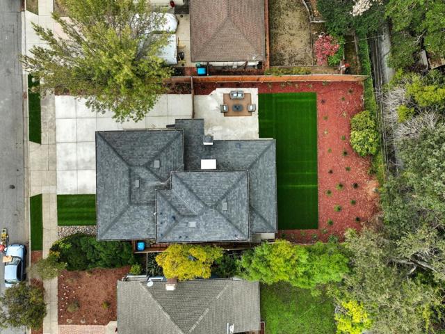 2766 Carolina Avenue, Redwood City CA: https://media.crmls.org/mediaz/02b1e1c9-19fa-4ea7-934f-ae33f85e1f01.jpg