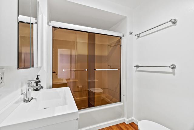 Image 22 of 43 For 224 27th Street