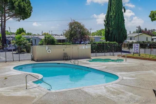 900 Golden Wheel Park Dr, San Jose CA: https://media.crmls.org/mediaz/02b3a568-522b-4915-920f-e28d9a047b64.jpg