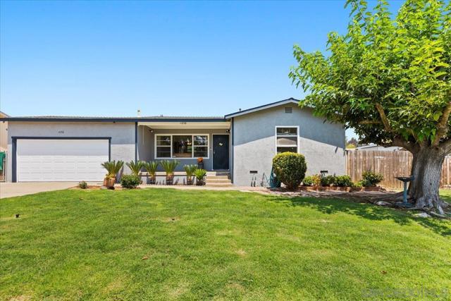 1658 Greenfield Dr, El Cajon CA: https://media.crmls.org/mediaz/02b4216d-0011-43ae-974d-0044c9f4a13c.jpg