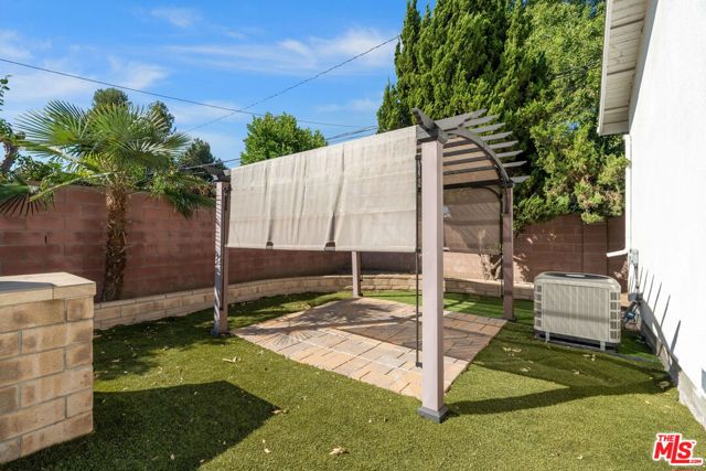 10551 Blucher Avenue photo 32
