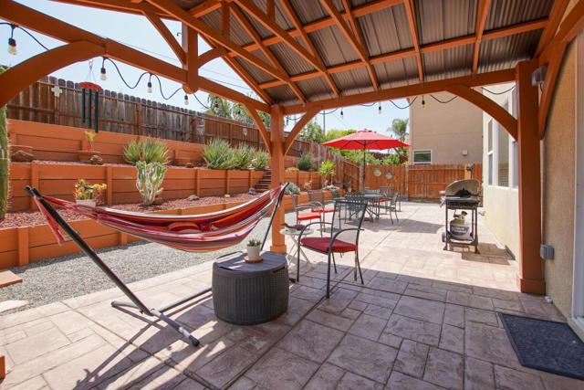 1251 Mulberry Street, Hollister CA: https://media.crmls.org/mediaz/02b495e1-e2d4-4adc-8f65-f2354888a82b.jpg