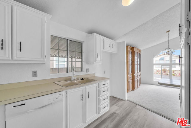 235 S Beach Boulevard, Anaheim CA: https://media.crmls.org/mediaz/02b4c3da-8bb8-49b5-8da0-604cbcbf3b7b.jpg
