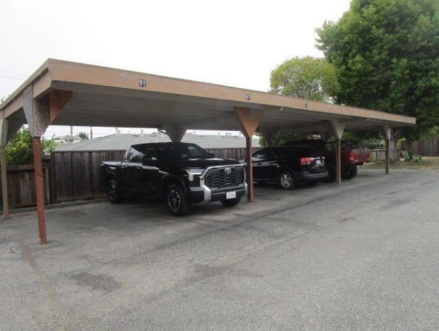 3391 Mission Drive, Santa Cruz CA: https://media.crmls.org/mediaz/02b5c0e7-c386-405d-8acb-e523d4e60b6d.jpg