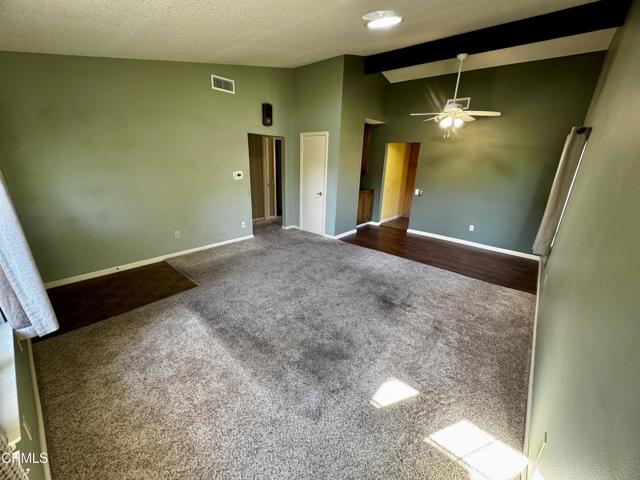 37203 Village 37, Camarillo CA: https://media.crmls.org/mediaz/02b5ef98-11cf-4b63-98c8-8e0556f70593.jpg