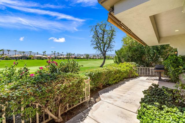 479 Desert Holly Drive, Palm Desert, CA 92211