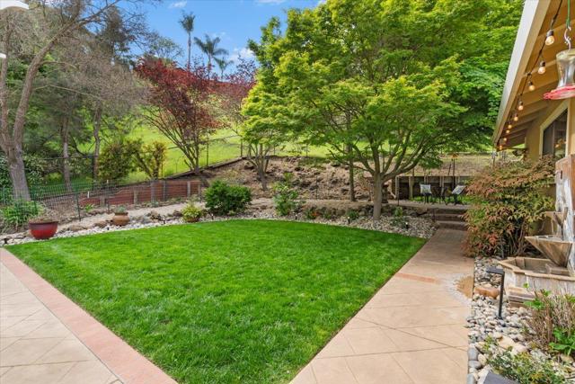 17441 Blue Jay Drive, Morgan Hill CA: https://media.crmls.org/mediaz/02b6e319-f3c6-4e3f-801a-8ca031a6fc06.jpg