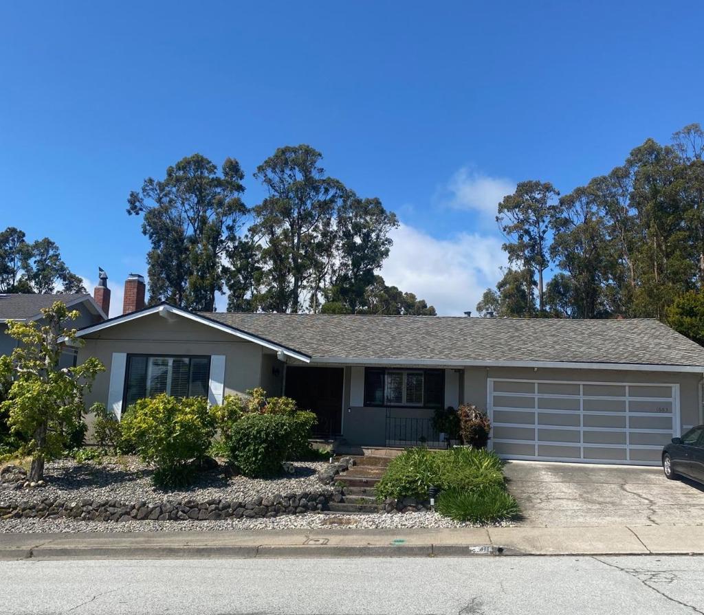 1683 Escalante Way