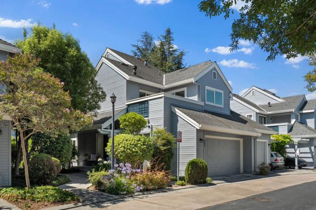 462 Mountain Laurel Court, Mountain View CA: https://media.crmls.org/mediaz/02b7f517-97d0-4dbe-b79b-d0933e609611.jpg