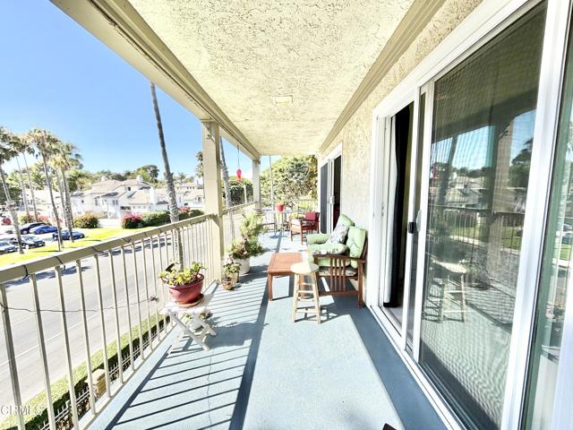 Detail Gallery Image 4 of 28 For 550 Eddtide Cir, Port Hueneme,  CA 93041 - 2 Beds | 2 Baths