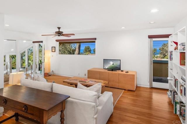 Detail Gallery Image 32 of 60 For 1859 Zapo St, Del Mar,  CA 92014 - 5 Beds | 4/1 Baths