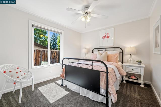 3245 Newport Court, Walnut Creek CA: https://media.crmls.org/mediaz/02ba4225-18dc-4735-9134-48e890d07ef9.jpg