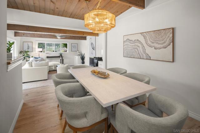850 Coronado Ave, Coronado CA: https://media.crmls.org/mediaz/02bc3990-fa30-444e-969b-bf51dd0dbdd3.jpg