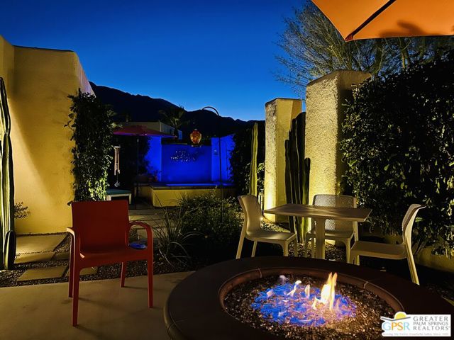 468 N Greenhouse Way, Palm Springs CA: https://media.crmls.org/mediaz/02bc4dd2-4405-4b02-a79f-4ff6da0c04d4.jpg