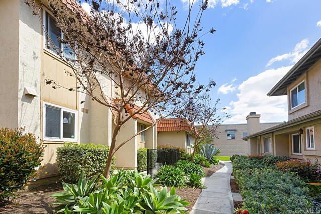Detail Gallery Image 1 of 1 For 649 Beverly Pl, San Marcos,  CA 92078 - 2 Beds | 1/1 Baths