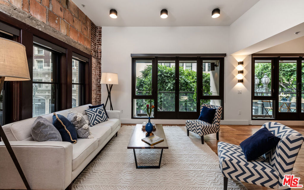 460 S Spring Street 211, Los Angeles, CA 90013