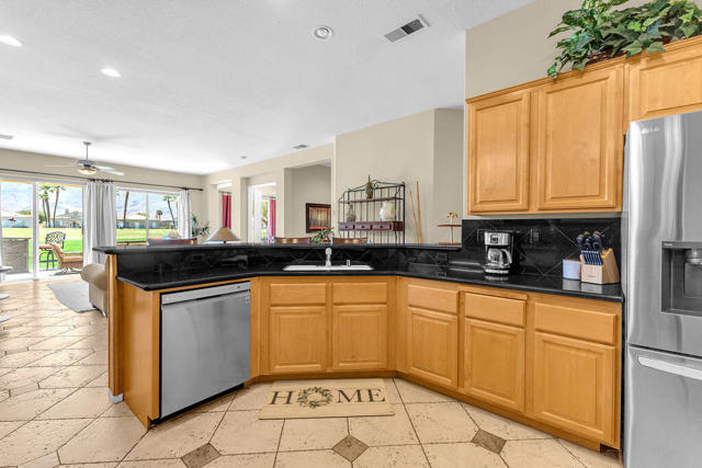 78079 Calle Norte, La Quinta CA: https://media.crmls.org/mediaz/02bf8cee-2954-4c28-bcde-7d2f8ddbd5cd.jpg