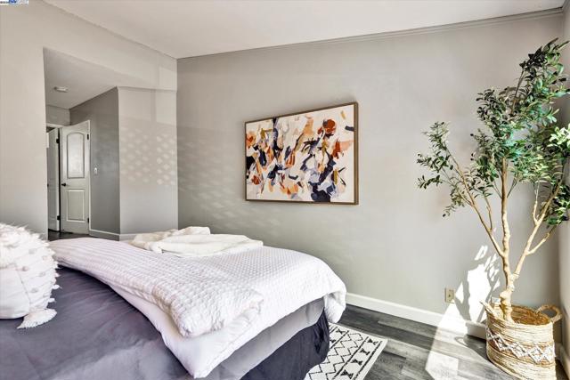 4374 Valley Ave, Pleasanton CA: https://media.crmls.org/mediaz/02c01ba3-cba1-4f8d-b4ae-6d586b5d4474.jpg