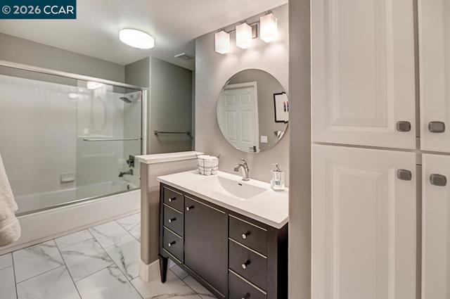 Image 37 of 59 For 539 High Eagle Ct