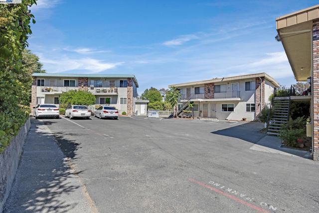 Image 2 of 14 For 1500 4th St