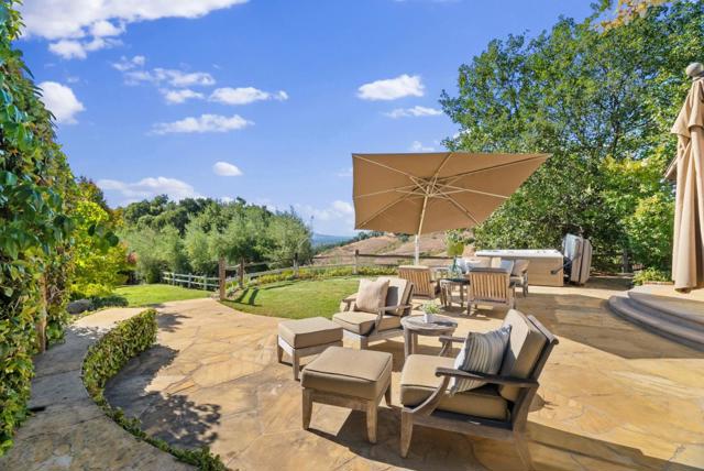15651 Kennedy Road, Los Gatos CA: https://media.crmls.org/mediaz/02c2417e-ac88-4f58-894c-3efb133da5b4.jpg