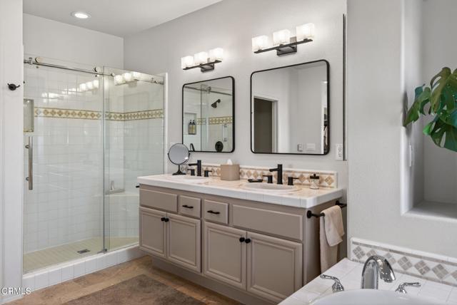 Detail Gallery Image 32 of 64 For 4320 Waterside Ln, Oxnard,  CA 93035 - 3 Beds | 2/1 Baths