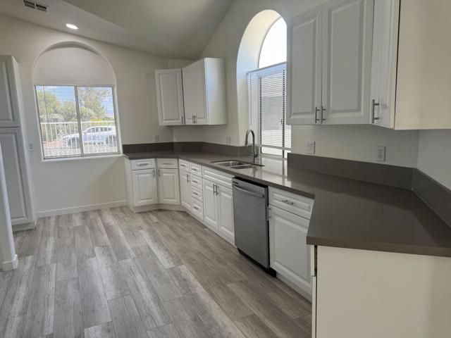 35453 Canteen, Thousand Palms CA: https://media.crmls.org/mediaz/02c2bf20-ac42-4e3e-b5ee-bbb494d8d1ec.jpg