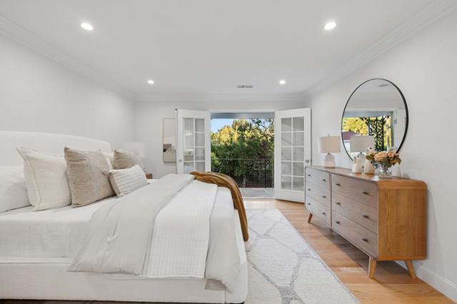 243 Selby Lane, Atherton CA: https://media.crmls.org/mediaz/02c4f78e-a16a-48e8-8d28-405b03b74fd1.jpg