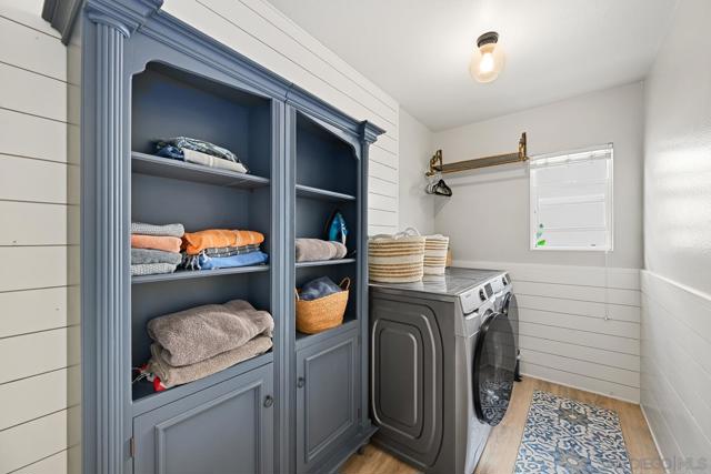 3231 Canyon View Dr, Oceanside CA: https://media.crmls.org/mediaz/02c5d7b3-b076-450a-9eb5-74f5bbc3a39c.jpg