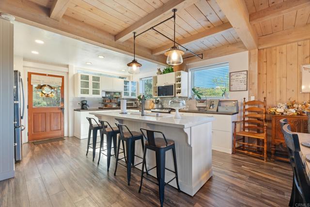 Detail Gallery Image 13 of 61 For 22750 Illahee Dr, Alpine,  CA 91901 - 3 Beds | 2 Baths