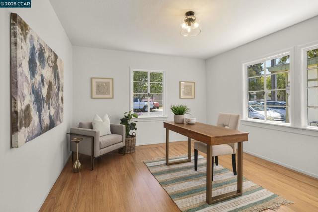 909 Elm St, El Cerrito CA: https://media.crmls.org/mediaz/02c72ddb-d471-4e17-9e44-c51cb8d2611c.jpg