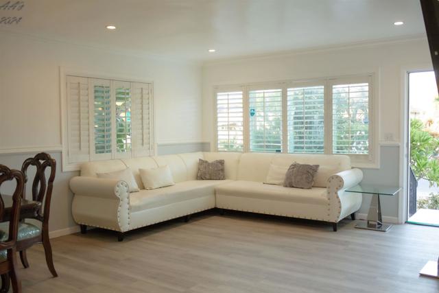 Detail Gallery Image 5 of 18 For 3422 Trophy, La Mesa,  CA 91941 - 3 Beds | 1 Baths