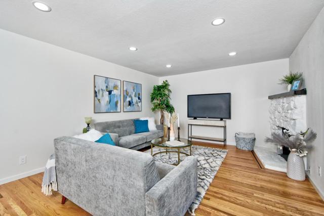 1431 Sierra Creek Way, San Jose CA: https://media.crmls.org/mediaz/02c83d44-9bd2-48ac-916b-5e8de16685c1.jpg