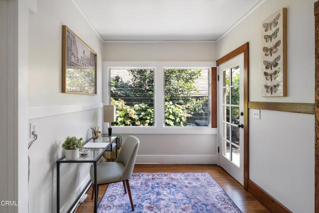 1036 N Chester Avenue, Pasadena CA: https://media.crmls.org/mediaz/02c88fd9-30e7-4f7b-a9bb-e1ff761ed98d.jpg