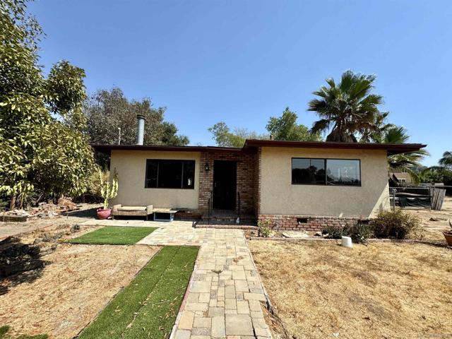 665 Mcdonald Ln, Escondido, CA 92025