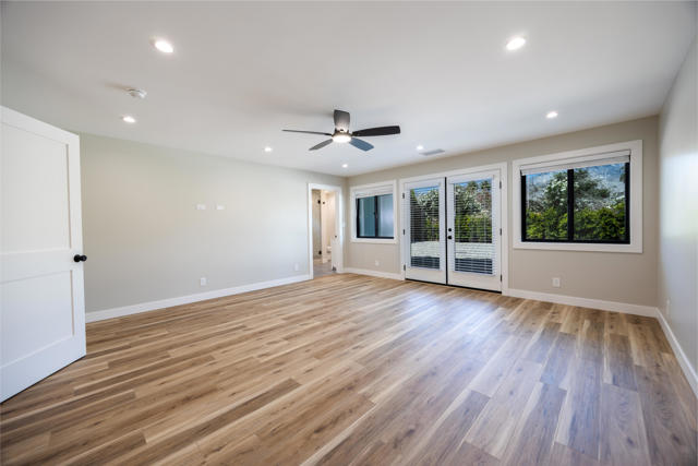 32299 Whispering Palms Trail, Cathedral City CA: https://media.crmls.org/mediaz/02c976ff-393b-430e-9bc1-a9d86eb6527e.jpg