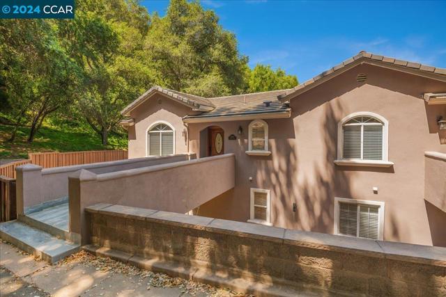 Image 6 of 59 For 4992 Fraga Rd