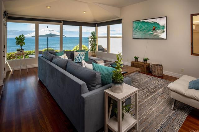 Detail Gallery Image 9 of 36 For 5556 Calumet Ave, La Jolla,  CA 92037 - 3 Beds | 3/1 Baths