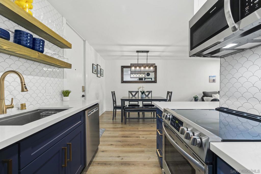 MLS #250039527SD image #8