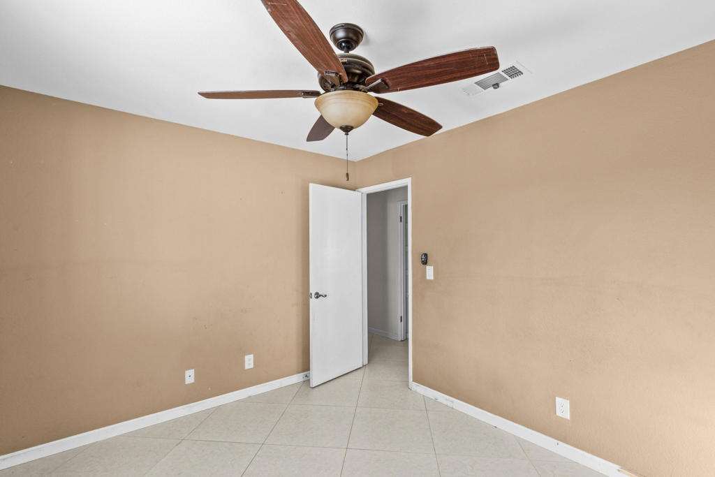 MLS #219139612DA image #17