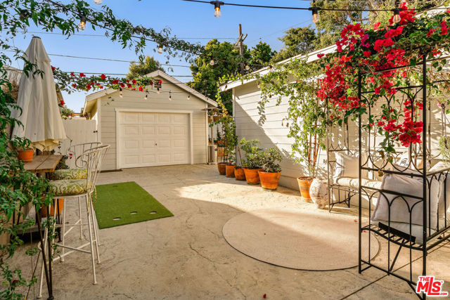 3613 Oak Avenue, Manhattan Beach, California 90266, 3 Bedrooms Bedrooms, ,2 BathroomsBathrooms,Single Family Residence,For Sale,Oak,24458139