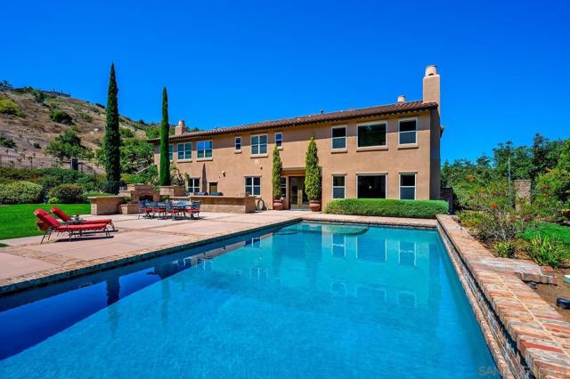 1272 Chateau Montelena, Bonsall CA: https://media.crmls.org/mediaz/02cd7673-8fec-4881-96ad-9bafed697bd7.jpg