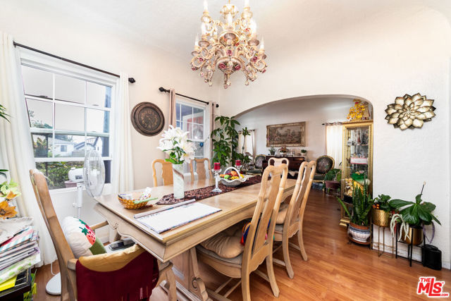 1841 Clyde Avenue, Los Angeles CA: https://media.crmls.org/mediaz/02ce1978-5d3a-4597-a913-0ad2ea1aee78.jpg