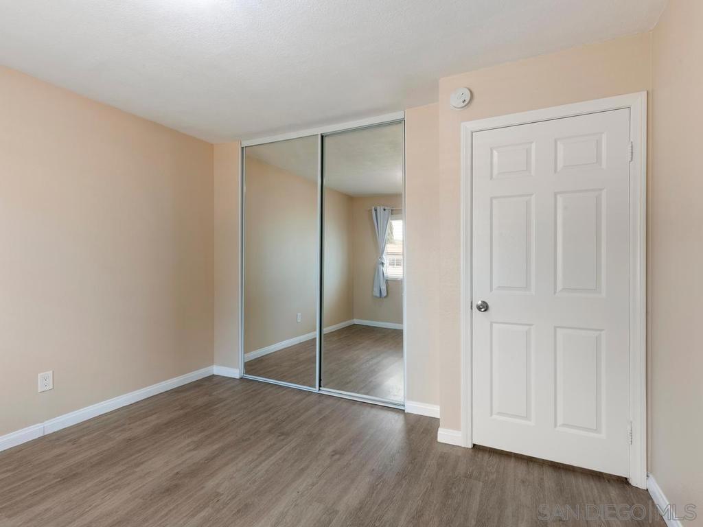 2094 Grand Ave - photo 13