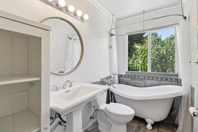 4464 Maple Ave, La Mesa CA: https://media.crmls.org/mediaz/02d00ecb-f813-4a59-a517-b1fcffd29daa.jpg