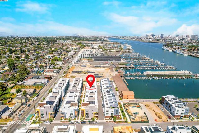 2119 Stanford Street, Alameda CA: https://media.crmls.org/mediaz/02d06ab2-cb0e-495d-a13b-57c622a780b3.jpg