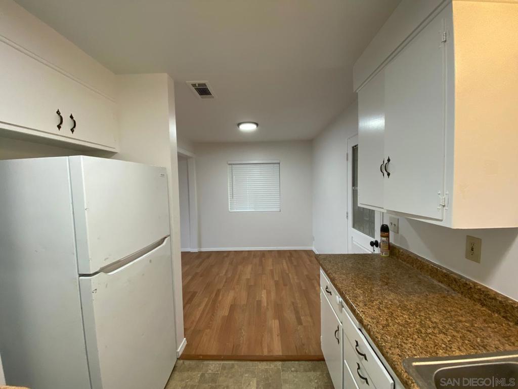 939 7th Ave - photo 10