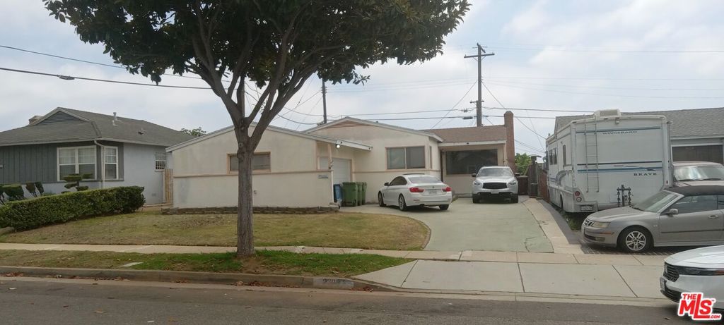 2308 W 117th Street