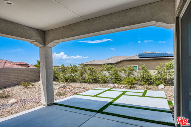 10 Semillion, Rancho Mirage CA: https://media.crmls.org/mediaz/02d3196a-6868-4fd1-8358-750b64a60457.jpg